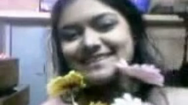 Ugly yet sexy Indian girl dancing topless