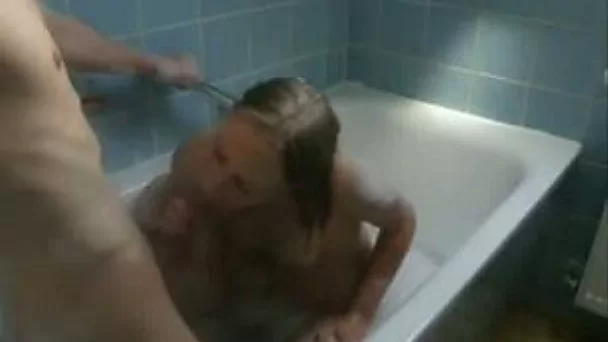 My gorgeous Gf takes bath with me and gets fucked well