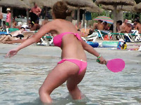Filming my stepsis in pink bikini when she played tennis on a beach