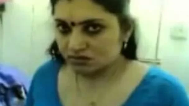 Fucking my chubby Indian wife in a doggy position