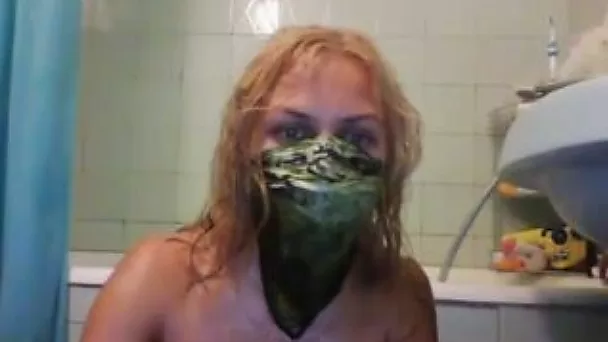Torrid auburn nympho hid her face under scarf while masturbating for me