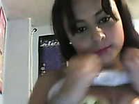 Amateur cute webcam brunette teen showed off her sweet inviting pussy