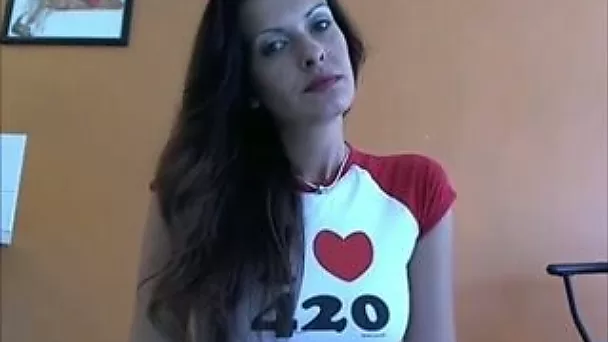 Cute and sexy student showing her sexy booty on webcam