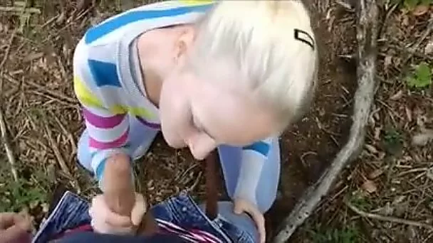 Picked up amateur blond haired girlie was blowing strong big cock outdoors