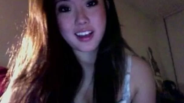 This Asian chick likes to get off using her toothbrush