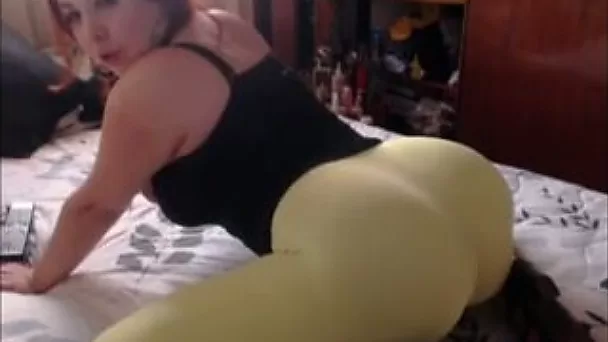 Red haired chunky big racked nympho was ready for some masturbation show