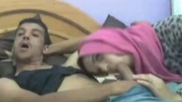 Submissive Arab babe in pink scarf impressed with big cock of her lover