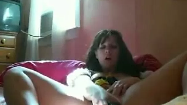 I stuff my hairless pussy with a sex toy and scream with pleasure