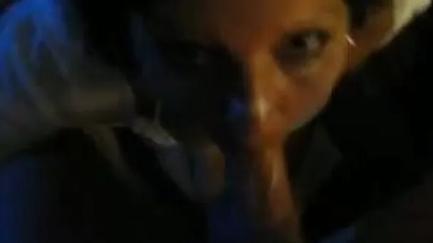 Indian mom serving her mouth for big cumshot