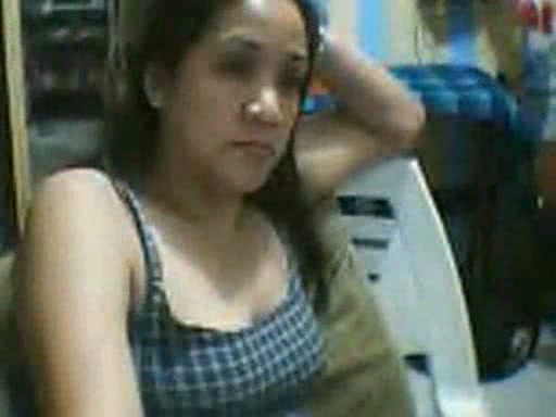 Naked on cam pinay Video of