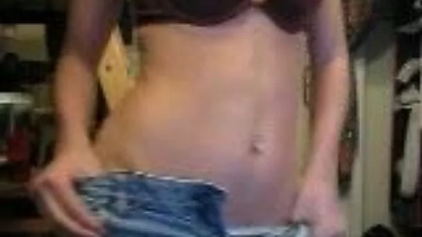 Appetizing webcam teen stripteases exposing her lean belly