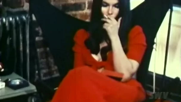 Sensational and hot classic brunette beauty masturbating