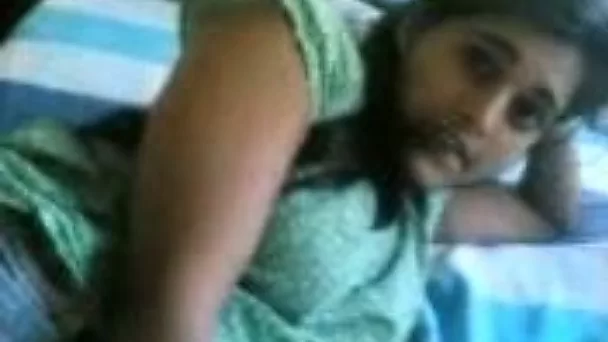 Indian girlfriend is making love early in the morning