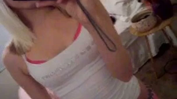 Giving you guys a great view of my tight body in lingerie