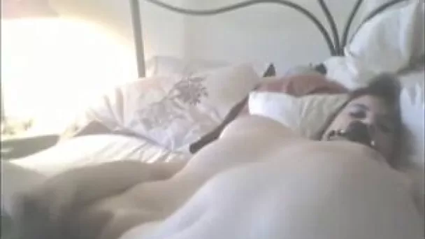 Gagged all nude and alone babe taped her own nice masturbation