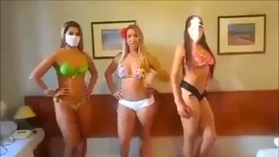 Sexy Three Horny Chicks Butt Shaking In Front Of Camera