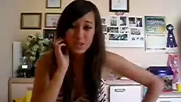 Funky brunette webcam beauty teases with her jiggly round tits