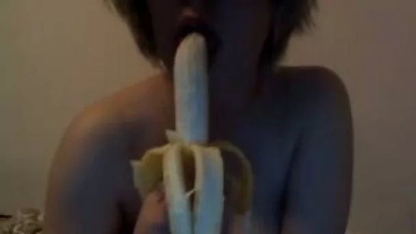 Stunning big breasted sexpot was eating banana and masturbated