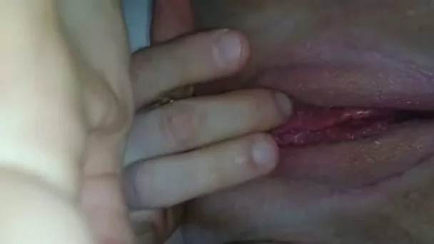 Dope hot like fire closeup video of amateur webcam whore's pussy
