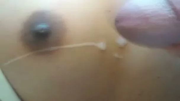 My friend taped on cam the way he cummed on natural tits of the hoe