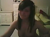 Sweet teeny webcam lady gets rid of her clothes displaying her juggs
