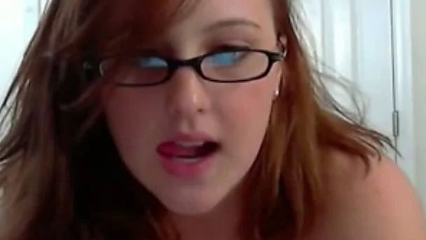 Young girl naked dancing on cam live shows tits ass and pussy