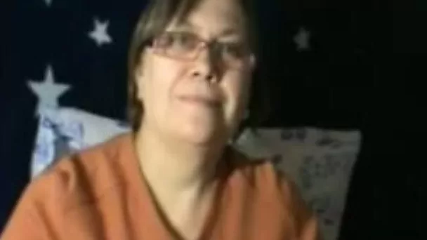 This webcam slut looks fat and I like what I'm seeing here