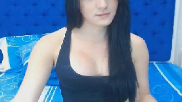 Horny Tranny Finger Fuck her Tight Ass