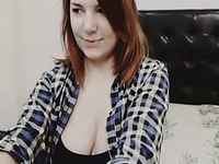 Busty Sexy Babe Pleasure Herself on Cam
