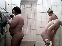 BBW brunette and a bunch of other amateur ladies in the shower