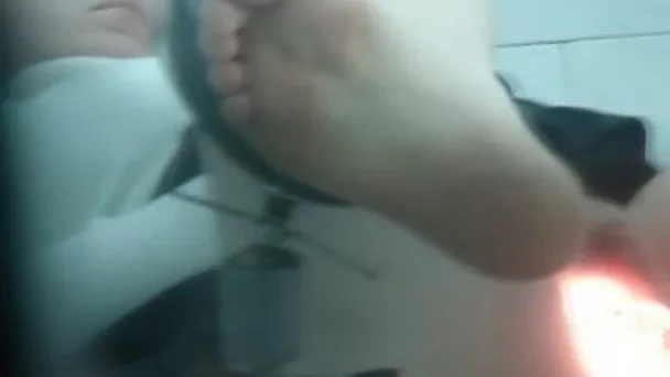 Brunette lady visits gino for regular check up and shows her pussy