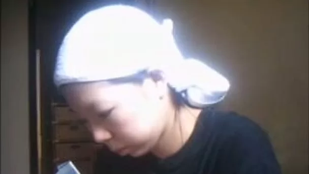 This Japanese slut knows how to look sexy and she loves being naked