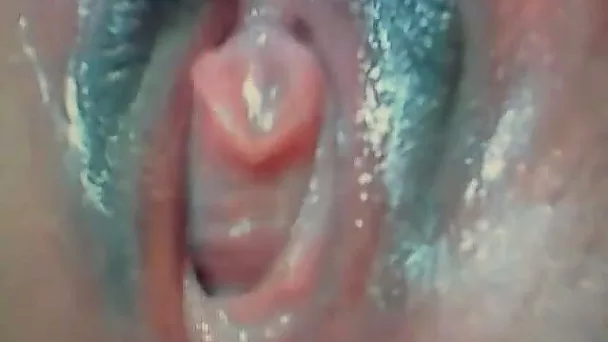 What a sweet lickable pussy she has there and the girl is so fine
