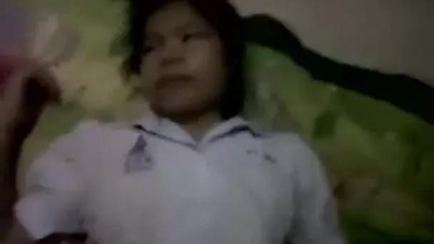 Amateur Asian natural brunette gets fucked missionary style properly