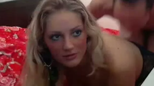 She wanted to be fucked beautifully on webcam in doggy style