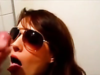 Horny amateur bitch in sunglasses doesn't mind getting facial cumshot