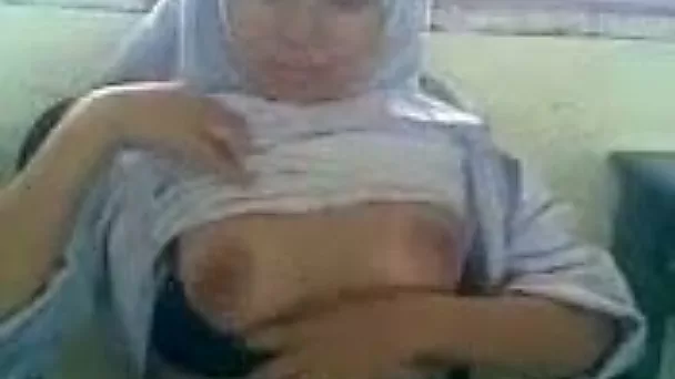 Amateur Hijab brunette Malay chick got fucked missionary style properly