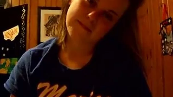 Kinky natural brunette GF in worn out T-shirt teases my buddy's dick