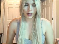 Alone Hot Blonde Searching for Guys on Cam