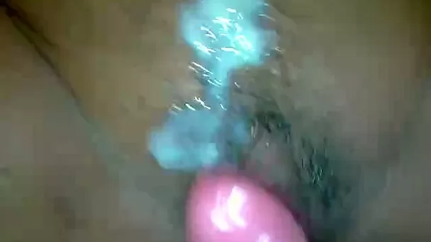 Fat pussy creampie after four fingers pussy fingering and missionary style fuck