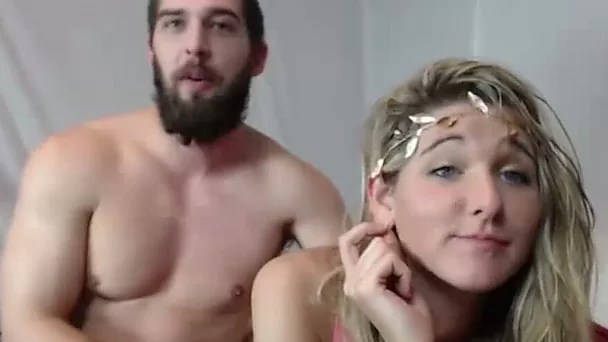My GF is a hot camgirl and she can ride me like a fuckin cowgirl