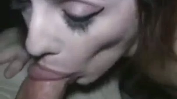 Old homemade porn video of amateur brunette MILFie wife giving a blowjob