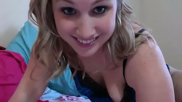 It sucks to be lonely but this fat ass camgirl always keeps me a company