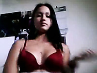 When her boyfriend is not around she likes to do naughty stuff on webcam