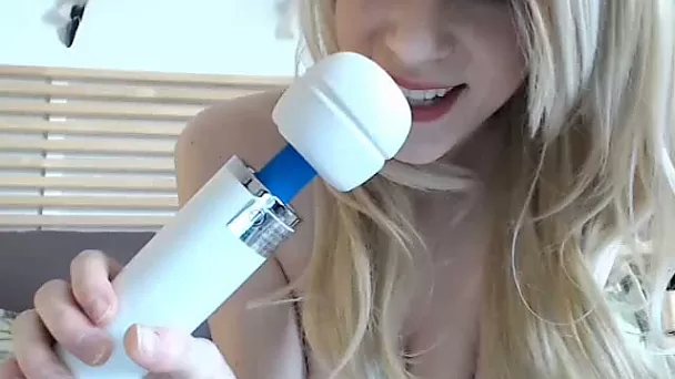 This busty blonde is my new favorite webcam model and she loves her vibrator