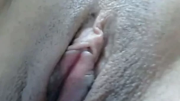 I would love to nibble on this chick's beautiful vaginal lips
