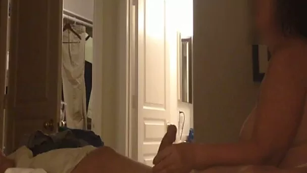 Quite ordinary handjob performed by all natural a bit plump brunette wife