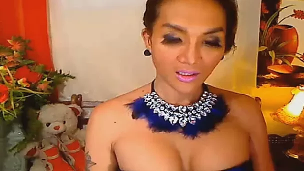 Sexy Shemale Jerking Own Cock