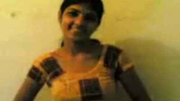 Check out petite young Indian girl naked masturbating