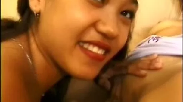 This hoe is a unique mix of bubbliness and sultry and she loves being a lesbian